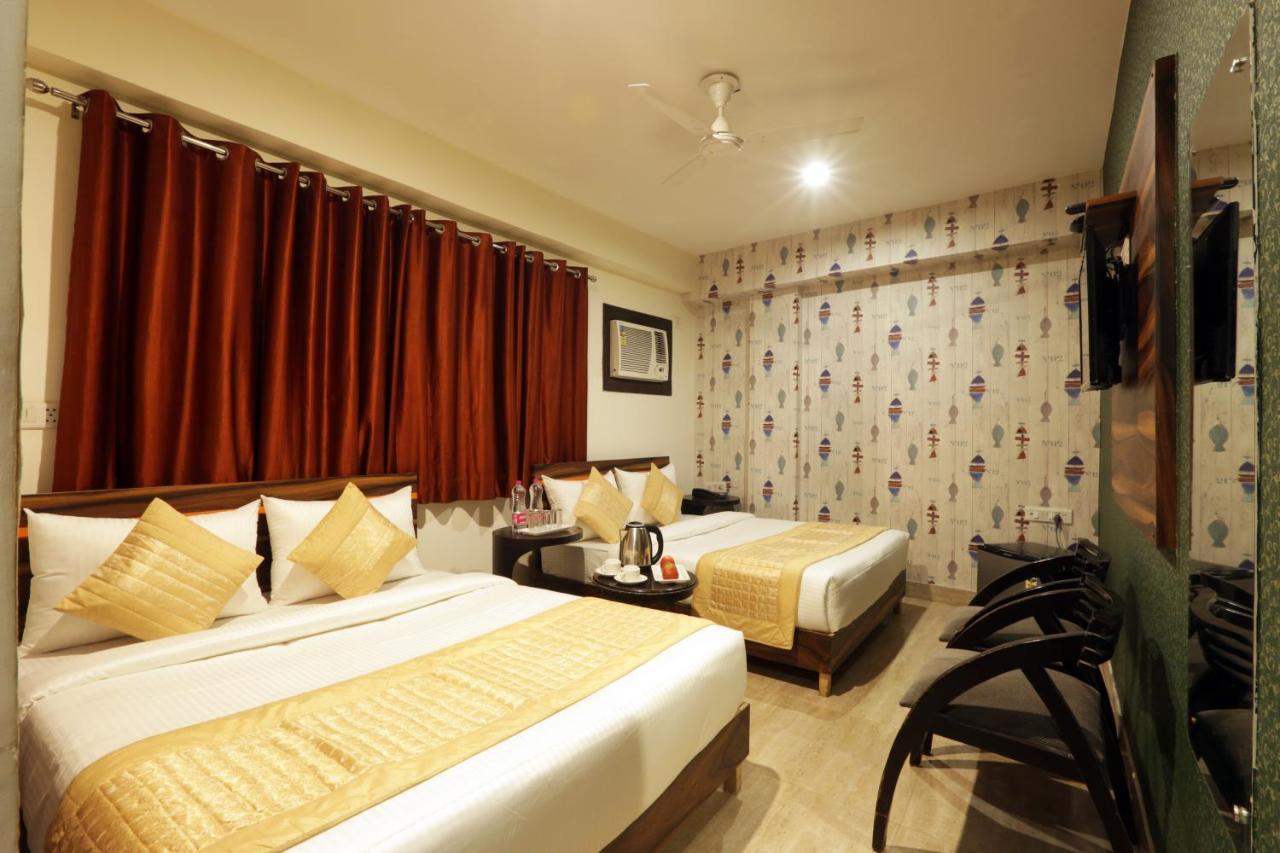Hotel Airport Star Нью-Дели Экстерьер фото