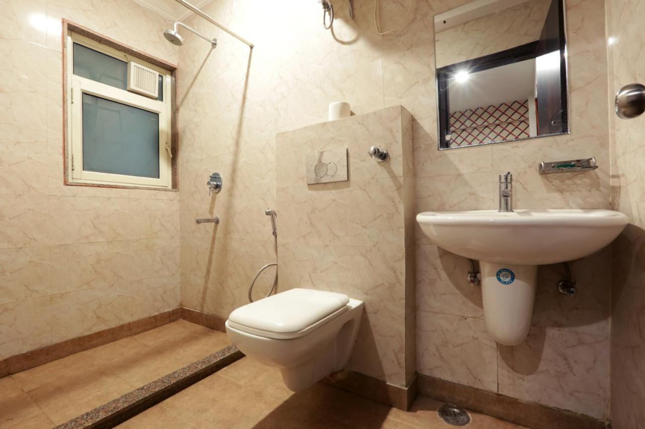 Hotel Airport Star Нью-Дели Экстерьер фото